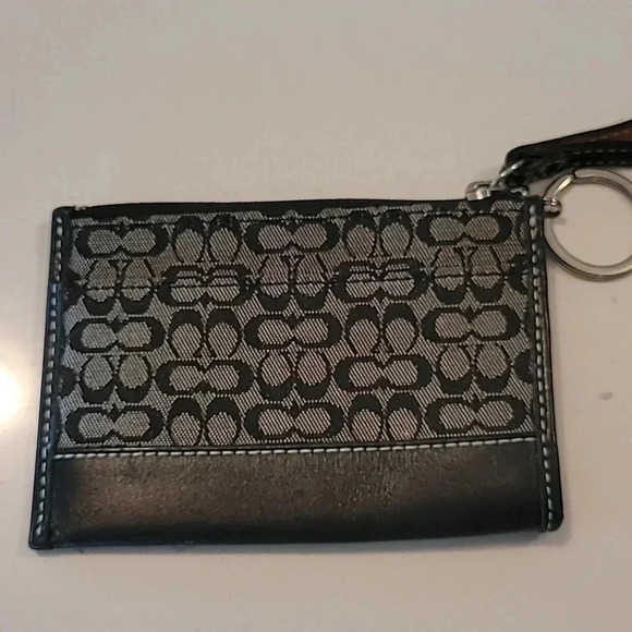 COACH COIN PURSE - Picture 2 of 6